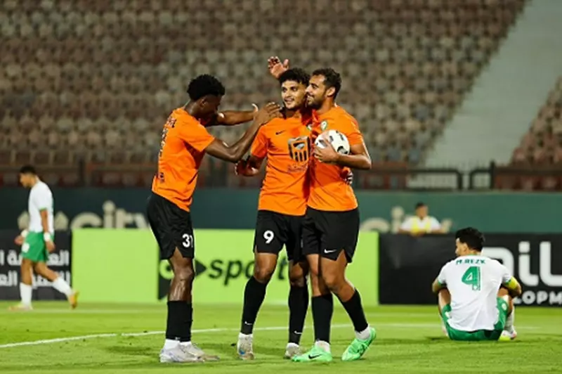 البنك الأهلي يخطو نحو نهائي كأس الرابطة بانتصار مثير على إنبي