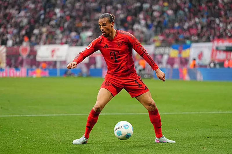 جالاتا سراي يخطو نحو ضم ساني وسط أجواء تفاؤلية في النادي