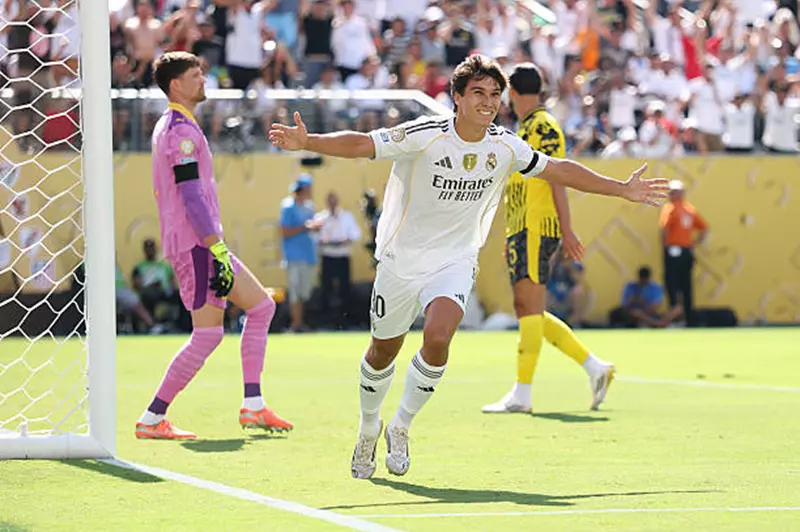 جونزالو يتألق في سباق الهدافين بكأس العالم للأندية 2025: ثلاثي في الصدارة